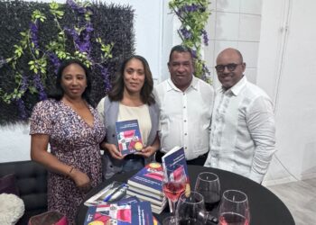 Francisco Tavárez presenta su libro “La conjura haitiana y la maldición dominicana” en Madrid