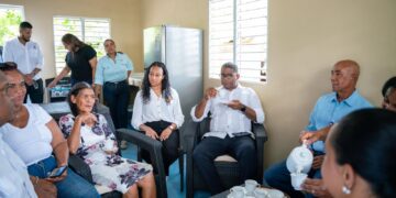 Propeep construye y entrega vivienda a doña Olinda de 73 años, en Manoguayabo