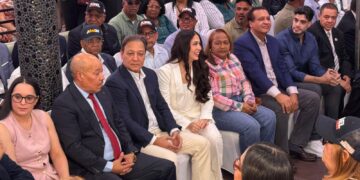 «Sumando con Abel Martínez 2028» realiza multitudinario acto de juramentación en Manhattan