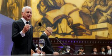 El senador Ricardo de los Santos presenta balance de gestión con 416 iniciativas aprobadas