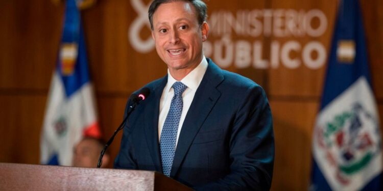 Rechazan recurso de Jean Alain: El exprocurador deberá enfrentar las pruebas en juicio