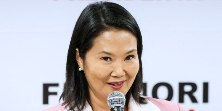 Keiko Fujimori inicia la transición de gobierno en Perú con la designación de equipo técnico