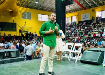 Lenin Campos