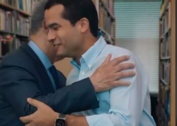 Leonel y Omar Fernández intercambian roles por un día en un original video con motivo del Día de los Padres