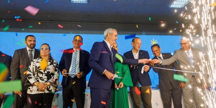 Comerciantes y mayoristas reconocen a Abinader por intervenir el Hospedaje Yaque