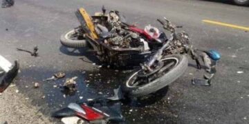 Un muerto y dos heridos en accidente entre motocicleta y autobús en Higüey
