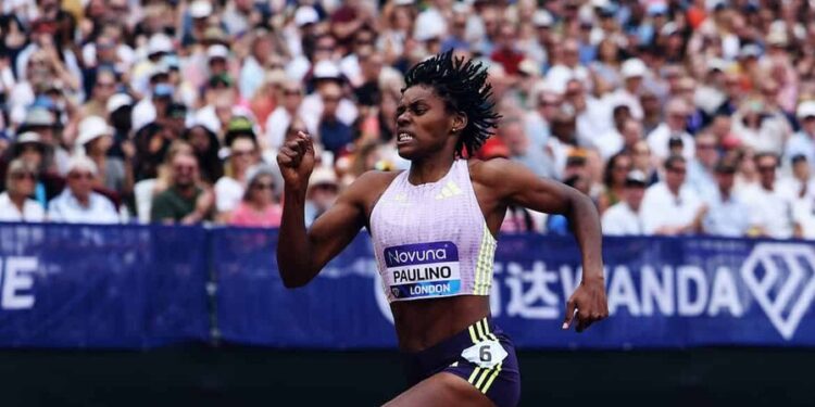 Vista de la velocista dominicana Marileidy Paulino durante la carrera de los 400 metros lisos de la Liga Diamante en Londres, este sábado 18 de julio del 2026. (MARTA GORCZYNSKA)