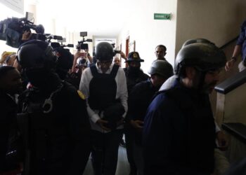 Aplazan revisión de coerción en caso SNS; Santiago Hazim y demás imputados seguirán en prisión