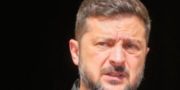 Mueren 10 personas en ataque balístico ruso