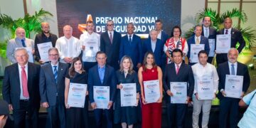 INTRANT reconoce a 13 empresas y lanza ofensiva para frenar los accidentes de tránsito