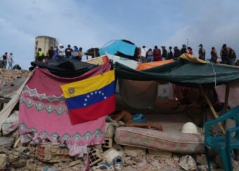 Dueños de yates y residentes de vivienda pública comparten la misma tragedia tras sismo en Venezuela