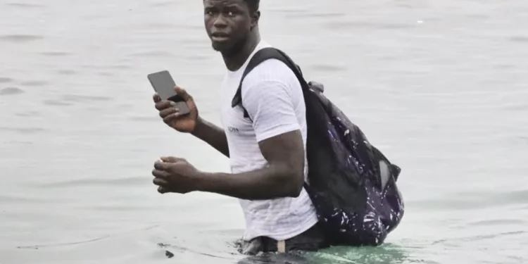 Se eleva a 57 los cadáveres recuperados en la costa de Ceuta