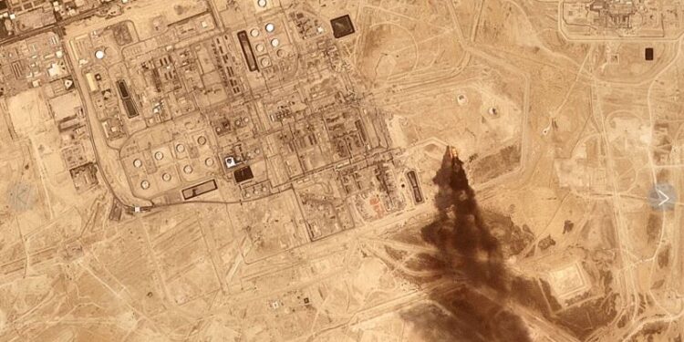 Irán lanza nuevos ataques con misiles mientras EEUU y Arabia Saudí atacan a milicias en Irak