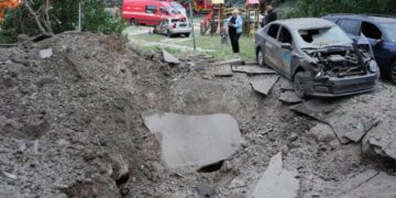 Ataques rusos con misiles y drones contra Ucrania dejan al menos 22 muertos