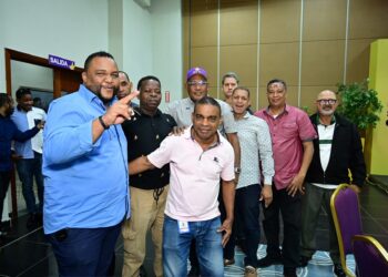 En el Día de los Padres, el PLD aboga por familias unidas y valores fuertes