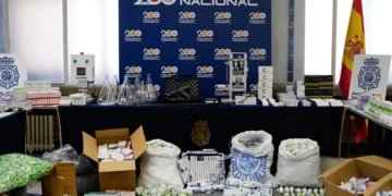 Desmantelan red que traficaba con anabolizantes, potenciadores sexuales y fármacos quemagrasas