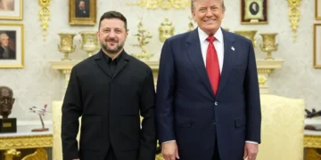 Donald Trump y Zelenski dialogan en la Casa Blanca sobre la fabricación ucraniana del sistema de misiles Patriot
