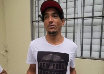 PN investiga destino de RD$900,000 que un hombre con trastornos mentales halló y repartió en Santiago