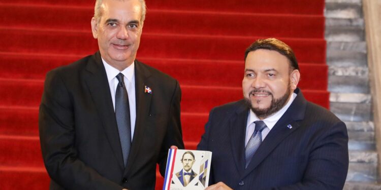 Abinader exhorta convertir ideales de JPD en conducta pública y compromiso ciudadano
