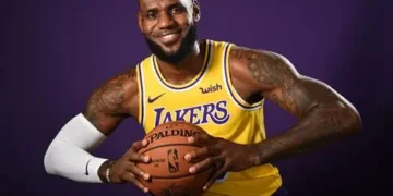 LeBron James se va a los 76ers de Filadelfia y dice que será su «última decisión»