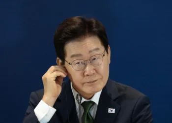 Presidente surcoreano visita Chile: «El acuerdo de libre comercio debe evolucionar»