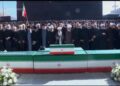 Los otros hijos de Khamenei aparecen en su funeral en Irán, mientras el nuevo líder supremo permanece oculto