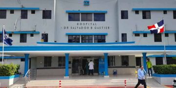 PLD denuncia crisis hospitalaria y exige declarar en emergencia el sector salud