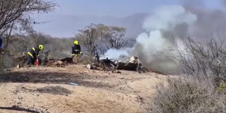 Mueren 13 turistas europeos al estallarse avión de las Líneas de Nazca en Perú