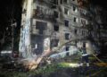 Ataque ruso con misiles balísticos y drones contra capital ucraniana deja al menos 9 muertos