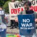 Neoyorquinos piden que cese conflicto en Irán y lamentan vidas perdidas