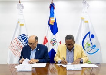 Acuerdo entre DASAC y ARS Semma ampliará la asistencia social a maestros