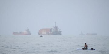 Irán y Omán avanzan en acuerdo para reabrir el estrecho de Ormuz, dicen funcionarios