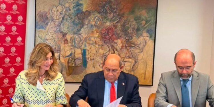 Ministro Rafael Santos Badía impulsa desde España la continuidad de la transformación educativa dominicana