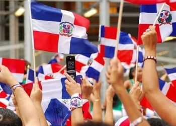 Exhortan a dominicanos tomar medidas de precaución ante advertencia gobernadora NY sobre posible escalada alcista