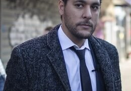 USCIS restablece facultad para agentes negar solicitudes cuando no se presente la evidencia inicial requerida