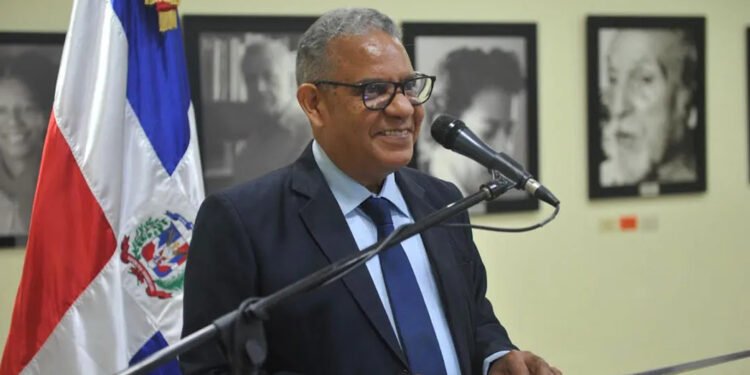 Gustavo Olivo Peña gana el Premio Nacional de Cuento José Ramón López 2026