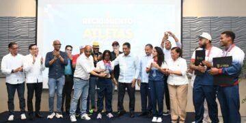 La Vega premia campeones de los pasados Juegos Centroamericanos y del Caribe