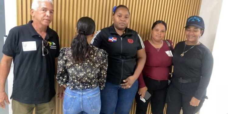 PN localiza sana y salva a adolescente de 14 años reportada como desaparecida en SD-Oeste