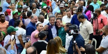 Leonel: canasta básica sigue subiendo con el PRM; pasó de RD$28 mil a RD$49 mil y provoca cierre de comercios por falta de clientes