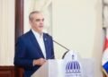Abinader aboga por la libre competencia en telecomunicaciones para reducir tarifas y mejorar el servicio