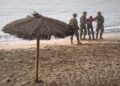 España instala barrera marítima entre Ceuta y Marruecos tras irrupción masiva de migrantes