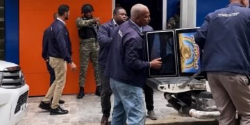 Ministerio de Hacienda fiscaliza Agencias Hípicas y decomisa tragamonedas irregulares en Yamasá