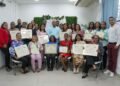 Regional 15 premia a maestros por aportes al medioambiente y huertos