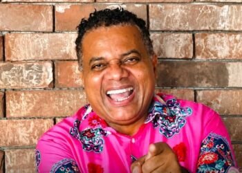 Pochy Familia revela familiares de los artistas no mendigaran ataúd ni receta