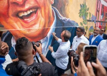 Propeep y alcaldía del DN entregan a Villa Consuelo un Paseo de los Colores lleno de historia e identidad