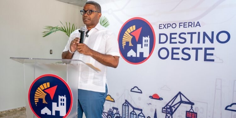 Polanco resalta avances en empleo y reducción de pobreza en RD