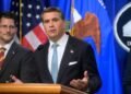 Confirman por estrecho margen a Todd Blanche como secretario de Justicia de Trump