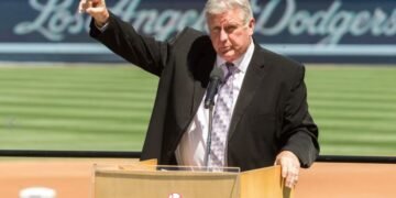Falleció el exlanzador Tommy John quien salvó su carrera tras realizarse una cirugía de codo
