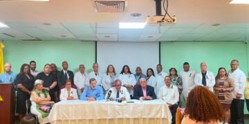Médicos llaman a enfrentar crisis sanitaria y cuestionan gestión de directiva del CMD