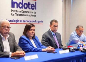 Indotel adjudica a Viettel y Claro Dominicana bloques de frecuencias del espectro radioeléctrico